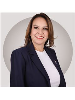 CECILIA ARAUJO ALMEIDA - RE/MAX SI