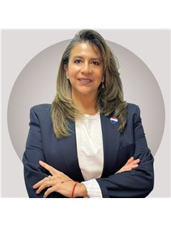 Alejandra González Moreno - RE/MAX SI