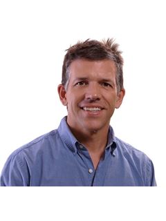 Broker/Owner - Javier Noguera  - RE/MAX Cabo Sanctuary