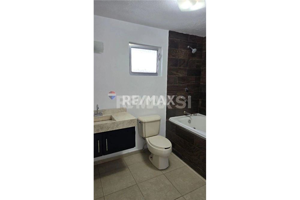 Residential - House - El Pueblito, Mexico - Mexico - 8 - 1001065009-63