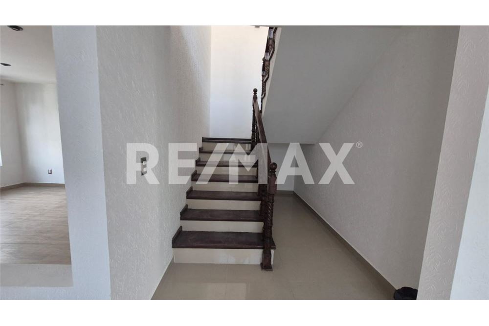 Residential - House - Querétaro, Mexico - Mexico - 10 - 1001065104-696
