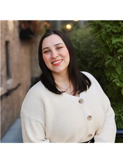 Emily Urbina - RE/MAX Marketplace