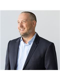 Ryan Grauberger - RE/MAX Central