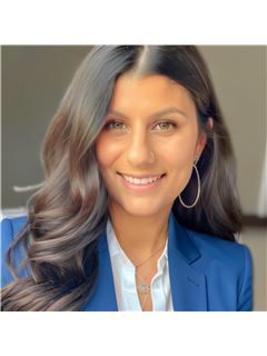 Breanna Ouellet - REMAX Legacy