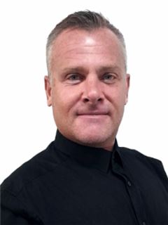 Associate - Werner Botha - RE/MAX Capital (Montana)