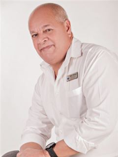 Associate - Bobby Williamson - RE/MAX Capital (Montana)