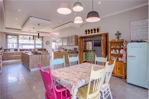 Residential - House - Waterkloof, Gauteng - South Africa - 23 - 1031414150-79