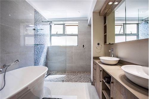 Residential - House - Waterkloof, Gauteng - South Africa - 50 - 1031414150-79