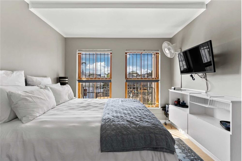 Residential - Condo/Apartment - Sea Point, Western Cape - South Africa - 11 - 1031426059-19