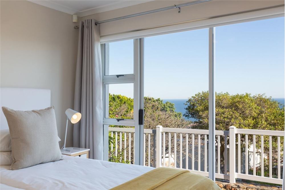 Residential - House - Camps Bay, Western Cape - South Africa - 27 - 1031426029-42