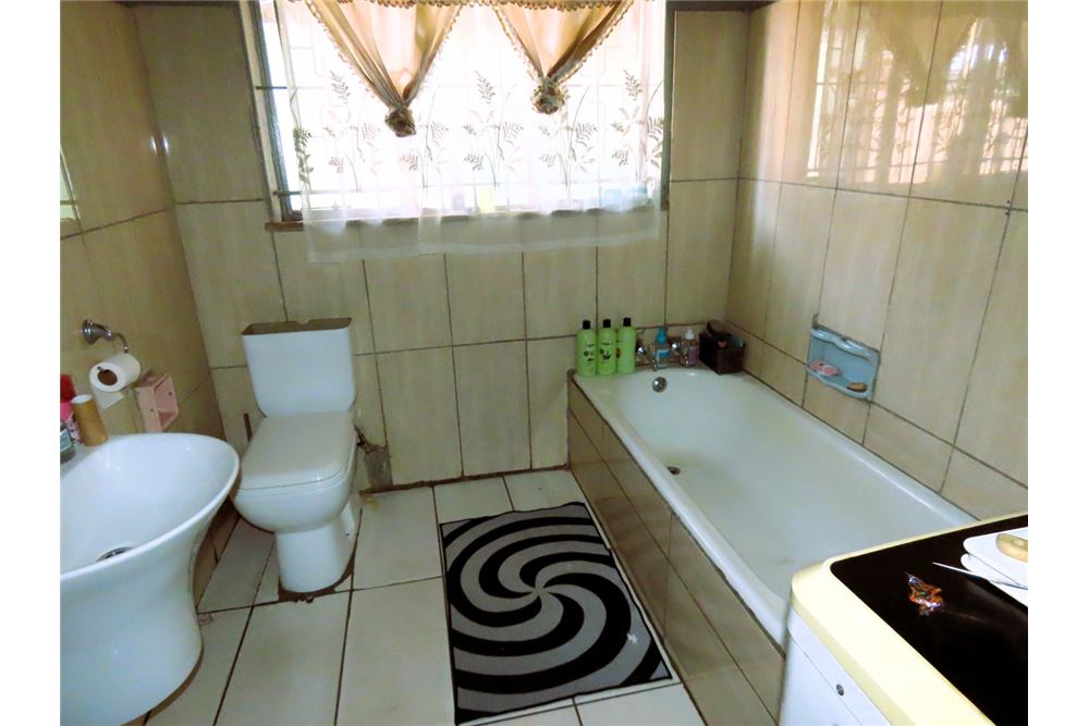 Residential - House - Eersterust, Gauteng - South Africa - 13 - 1031414016-175