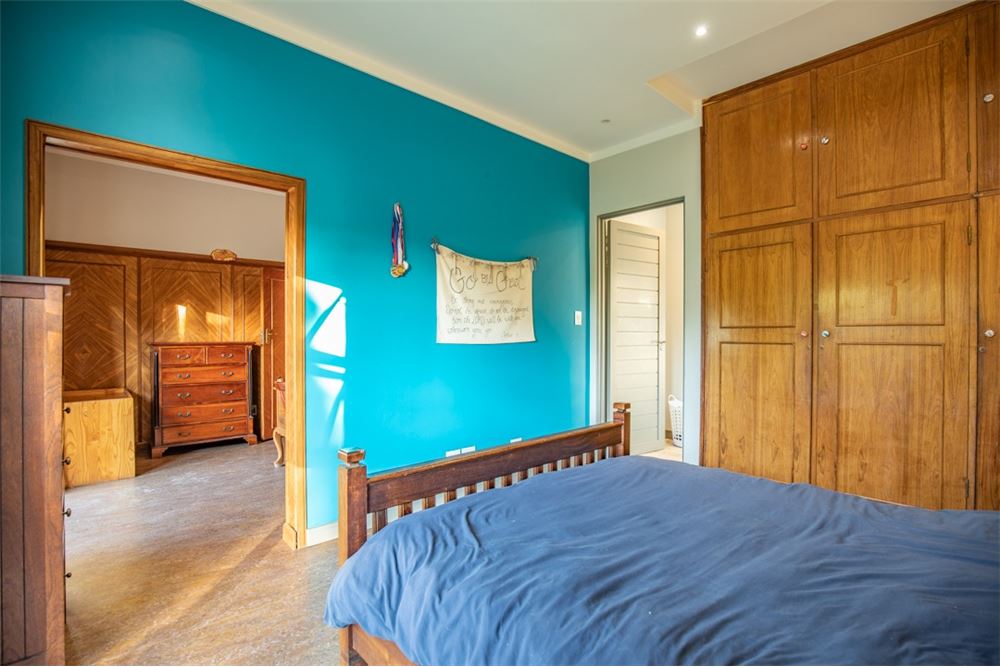 Residential - House - Waterkloof, Gauteng - South Africa - 44 - 1031414150-79