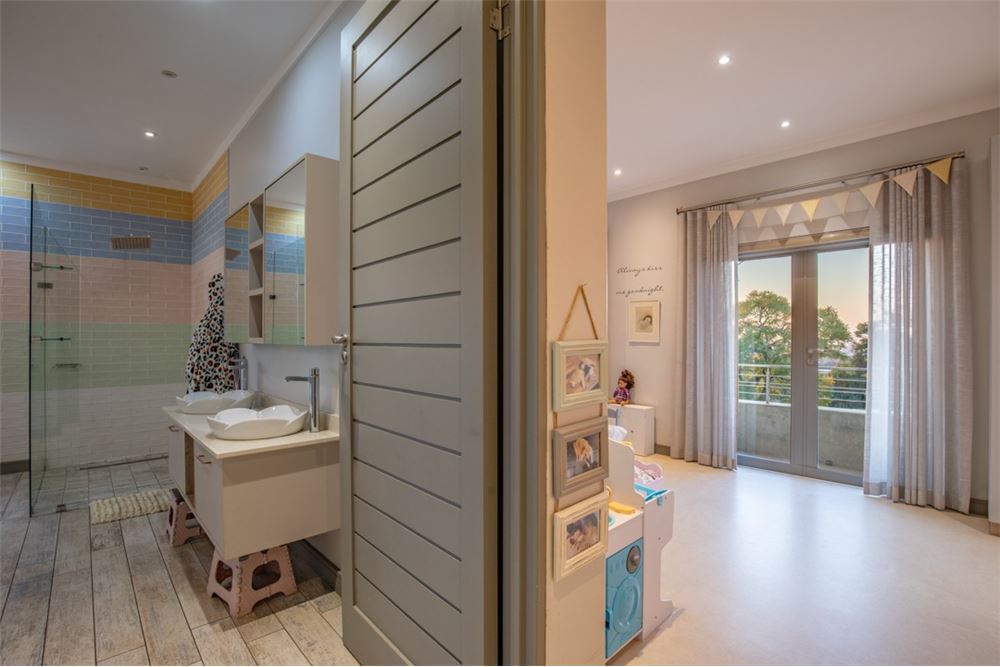 Residential - House - Waterkloof, Gauteng - South Africa - 93 - 1031414150-79