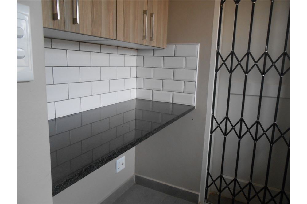 Residential - Townhouse - Montana, Gauteng - South Africa - 11 - 1031414129-86