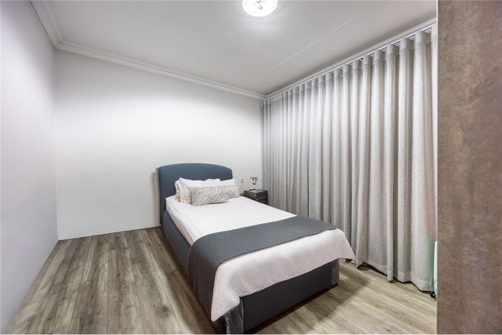 Residential - House - Willow Acres Estate, Gauteng - South Africa - 22 - 1031414150-99