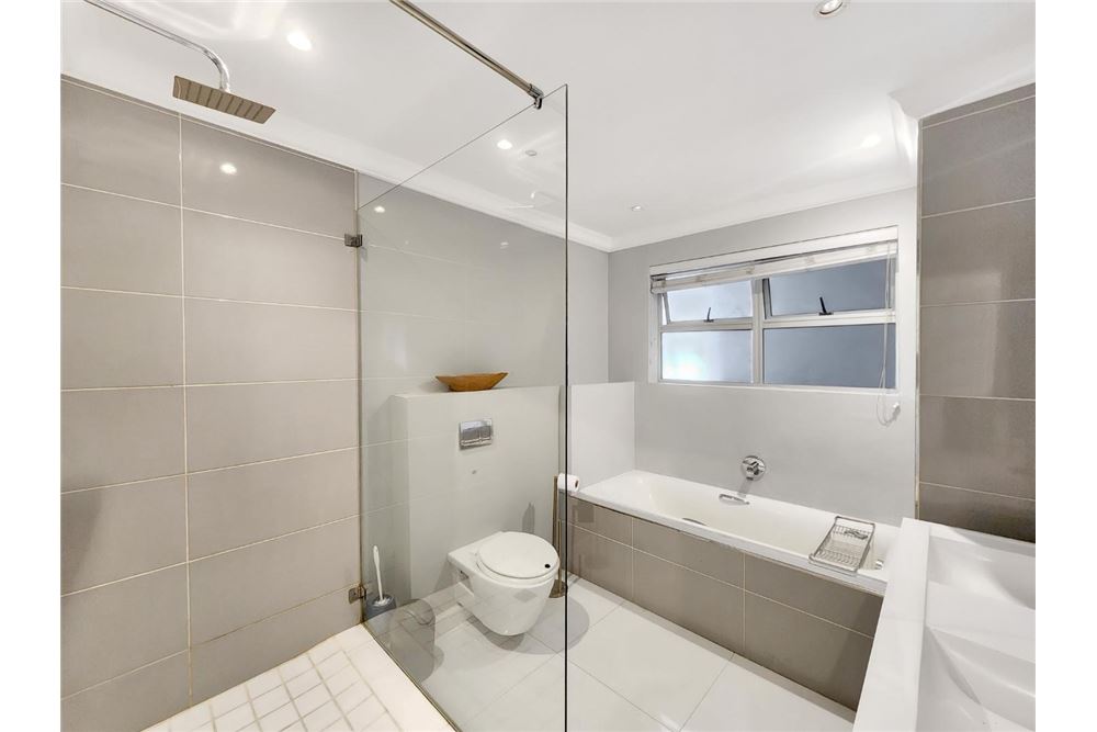 Residential - Condo/Apartment - Sea Point, Western Cape - South Africa - 14 - 1031426059-19