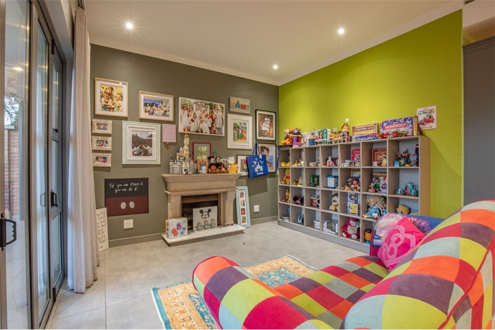 Residential - House - Waterkloof, Gauteng - South Africa - 133 - 1031414150-79