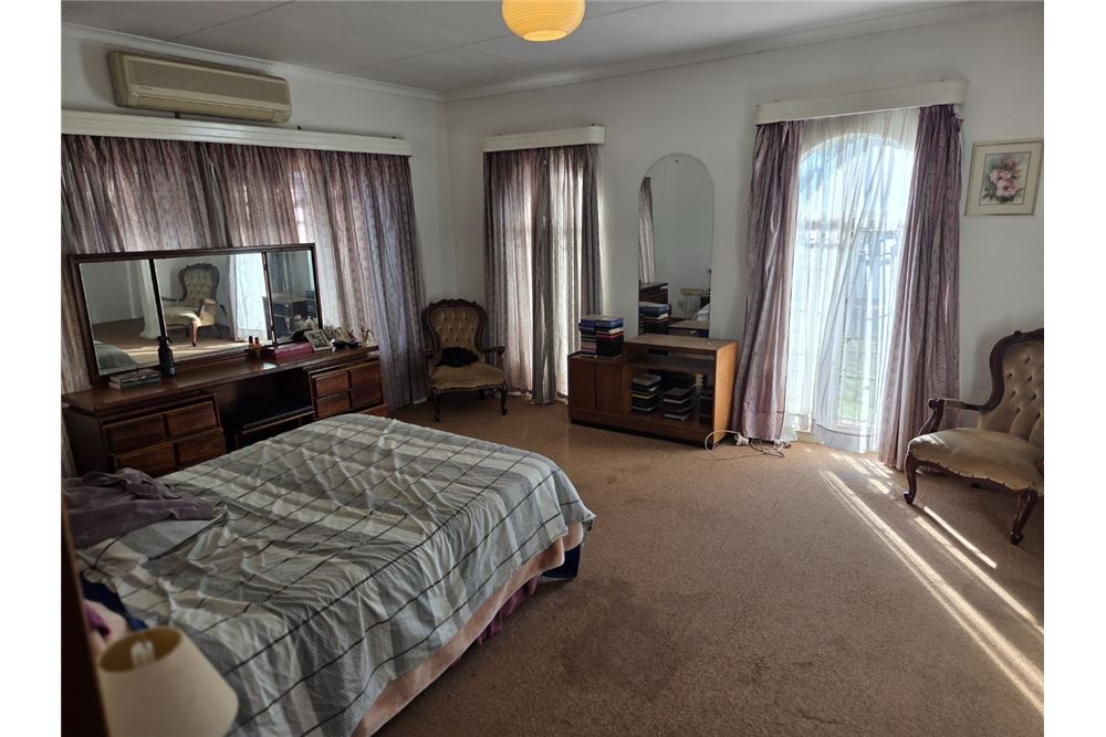 Residential - House - Theresapark, Gauteng - South Africa - 15 - 1031414013-134