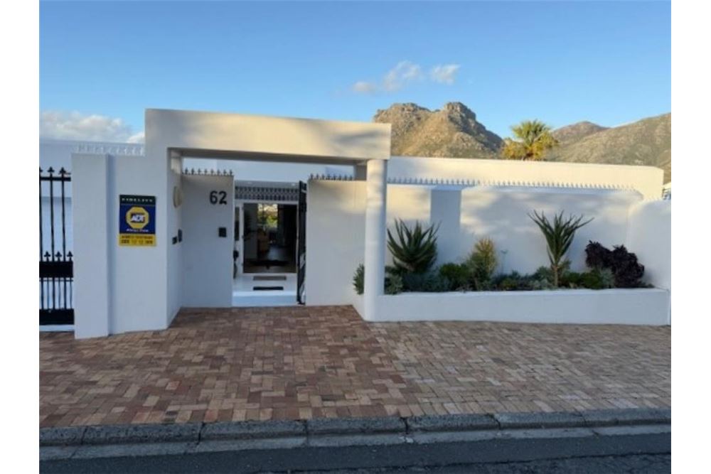 Residential - House - Hout Bay Central, Western Cape - South Africa - 23 - 1031426051-34