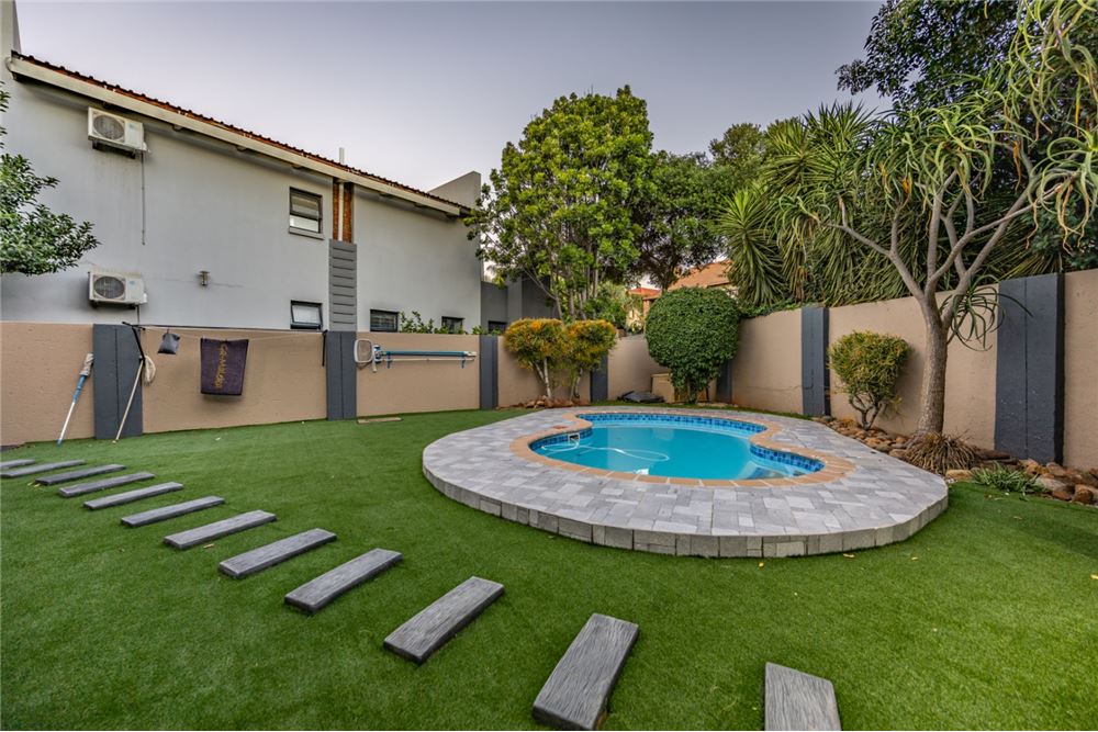 Residential - House - Willow Acres Estate, Gauteng - South Africa - 32 - 1031414150-99