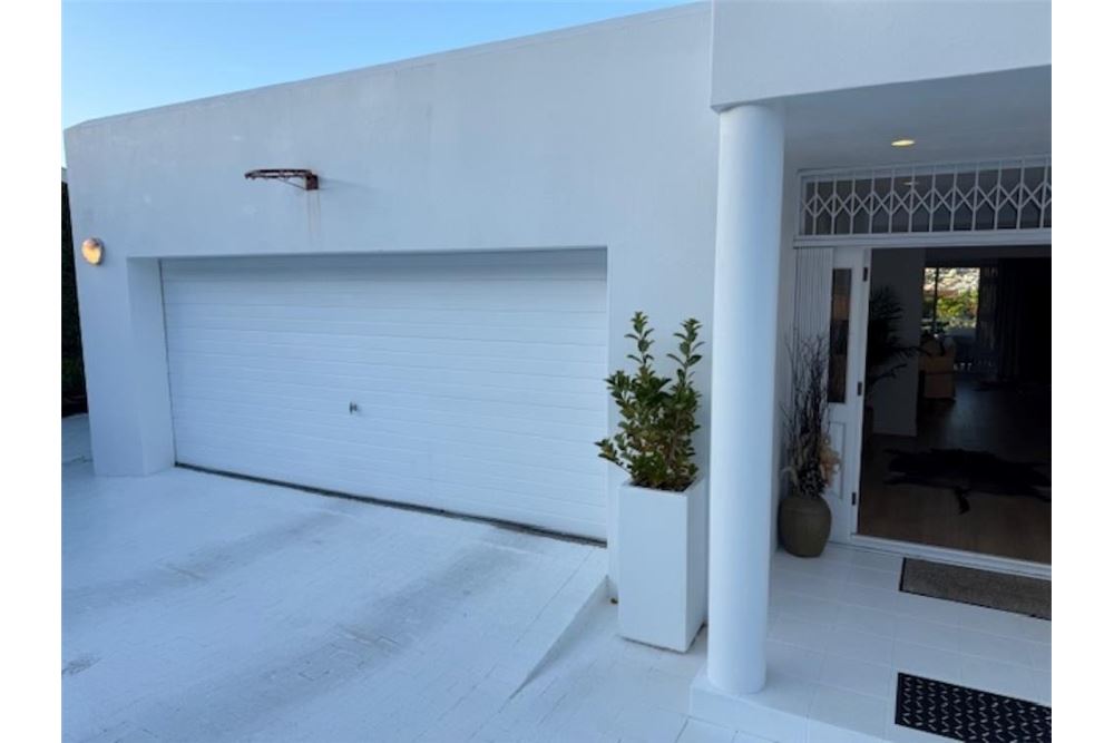 Residential - House - Hout Bay Central, Western Cape - South Africa - 22 - 1031426051-34