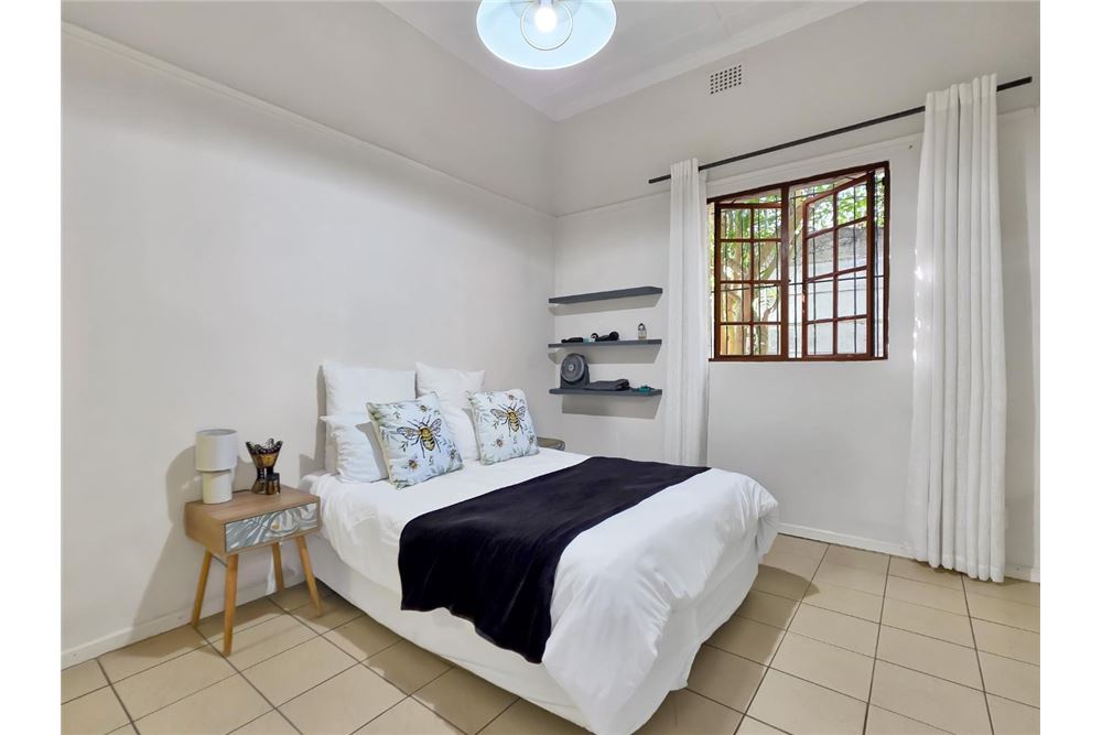 Residential - House - Green Point, Western Cape - South Africa - 33 - 1031426026-115