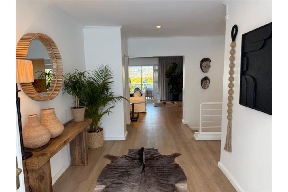Residential - House - Hout Bay Central, Western Cape - South Africa - 8 - 1031426051-34