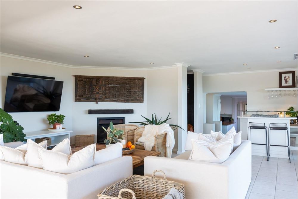 Residential - House - Camps Bay, Western Cape - South Africa - 38 - 1031426029-42