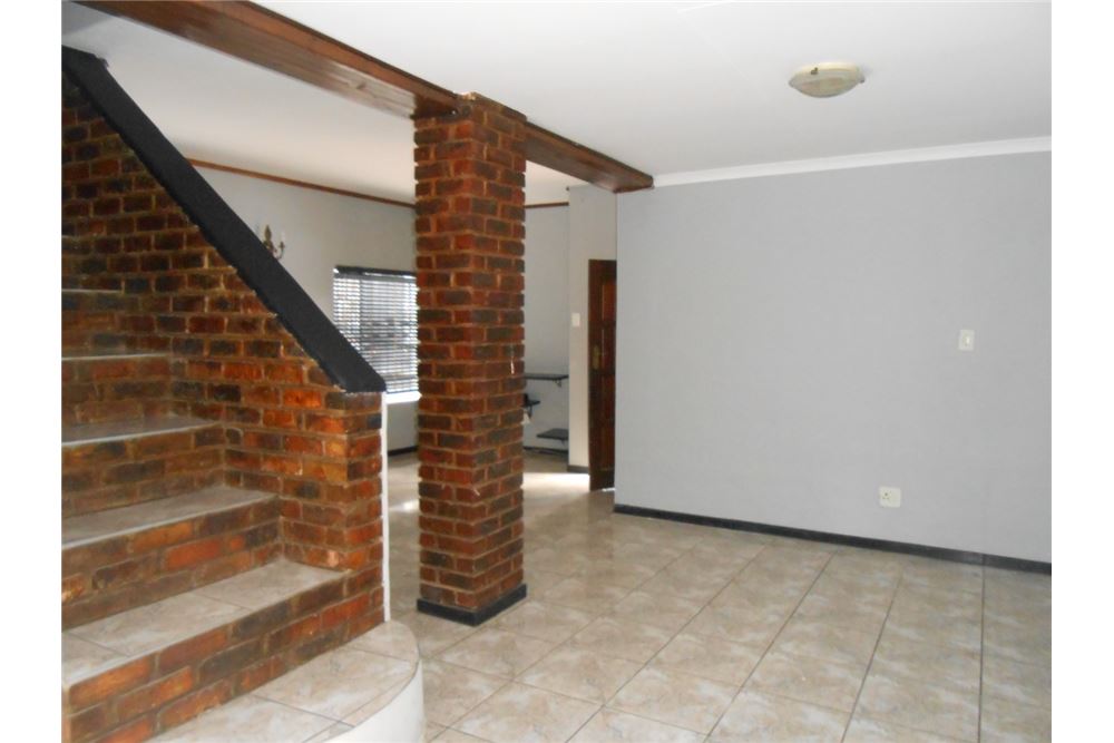 Residential - House - Eersterust, Gauteng - South Africa - 9 - 1031414129-89