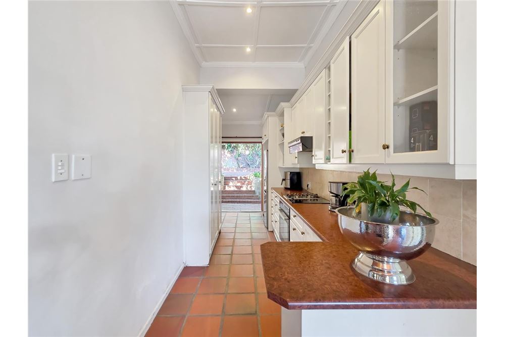 Residential - House - Green Point, Western Cape - South Africa - 25 - 1031426026-115