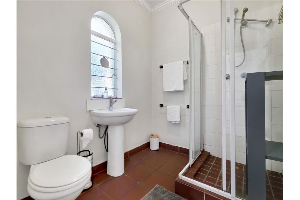 Residential - House - Green Point, Western Cape - South Africa - 31 - 1031426026-115