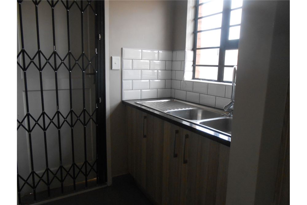 Residential - Townhouse - Montana, Gauteng - South Africa - 10 - 1031414129-86