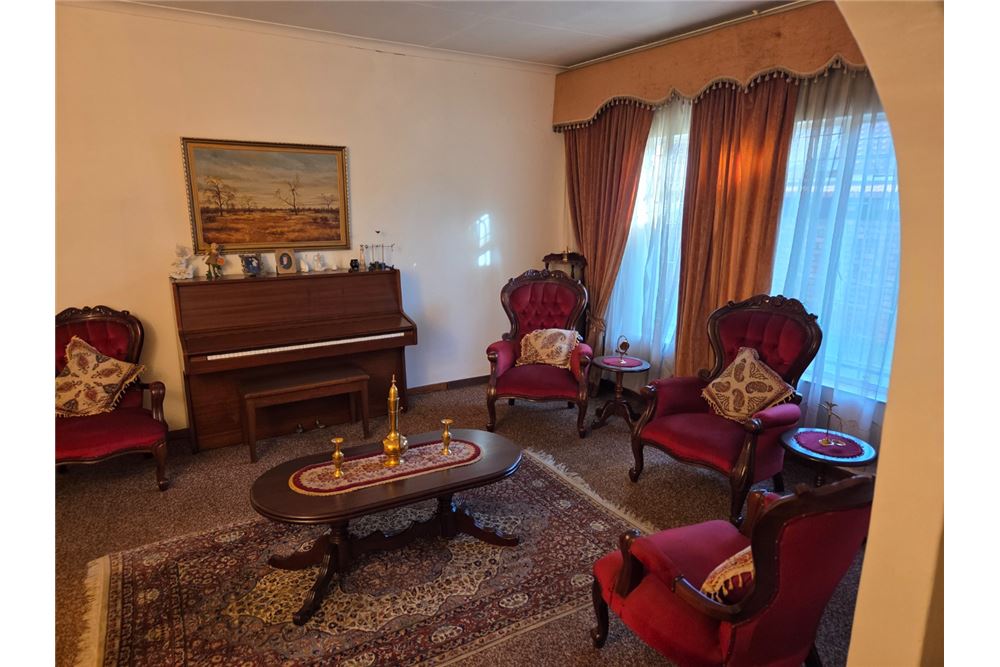 Residential - House - Theresapark, Gauteng - South Africa - 9 - 1031414013-134