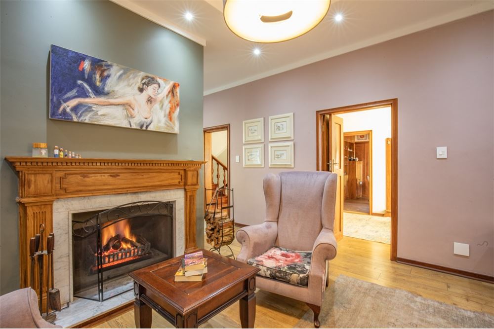 Residential - House - Waterkloof, Gauteng - South Africa - 30 - 1031414150-79