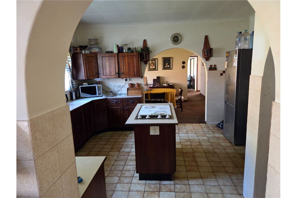 Residential - House - Theresapark, Gauteng - South Africa - 11 - 1031414013-134