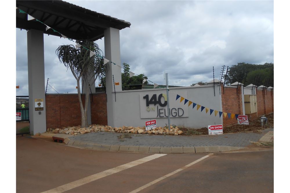 Residential - Townhouse - Montana, Gauteng - South Africa - 2 - 1031414129-86