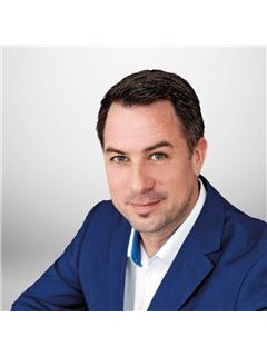 Broker/Owner - Steve Stoutt - RE/MAX Right Move