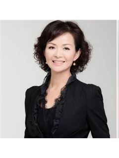 Simone Chen - RE/MAX Realtron Barry Cohen Homes Inc.