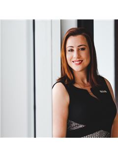 Taya Rich - REMAX Regency