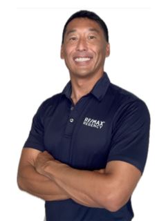 Ray Takahashi - REMAX Regency
