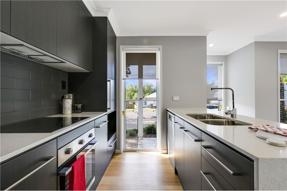 Residential - Condo/Apartment - Newtown, Australia - Australia - 6 - 1043167008-1365