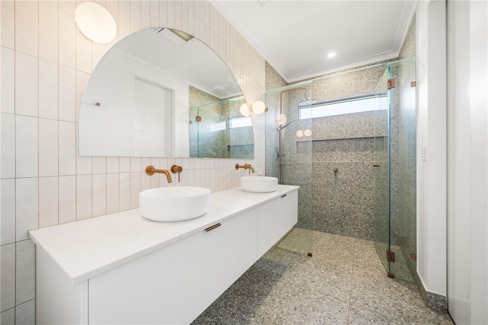 Residential - House - Kearneys Spring, Australia - Australia - 14 - 1043167004-149