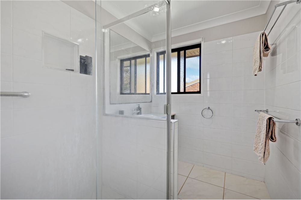 Residential - House - Centenary Heights, Australia - Australia - 11 - 1043167008-1362