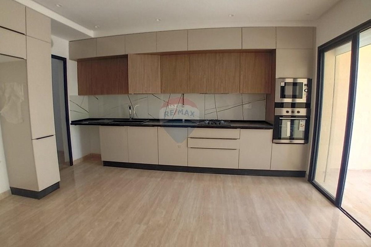 A vendre triplex à Gammarth