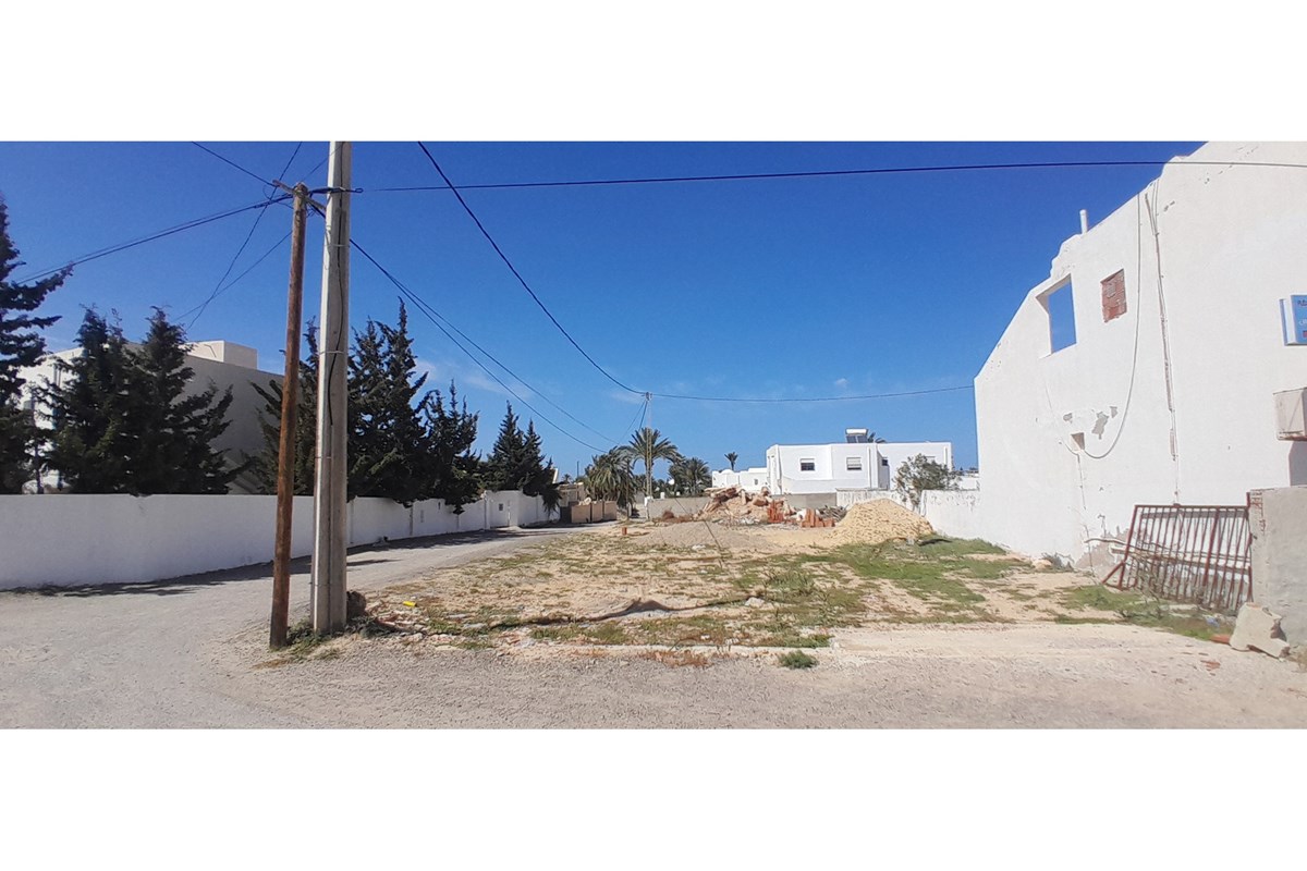 À vendre un terrain à Mezraya