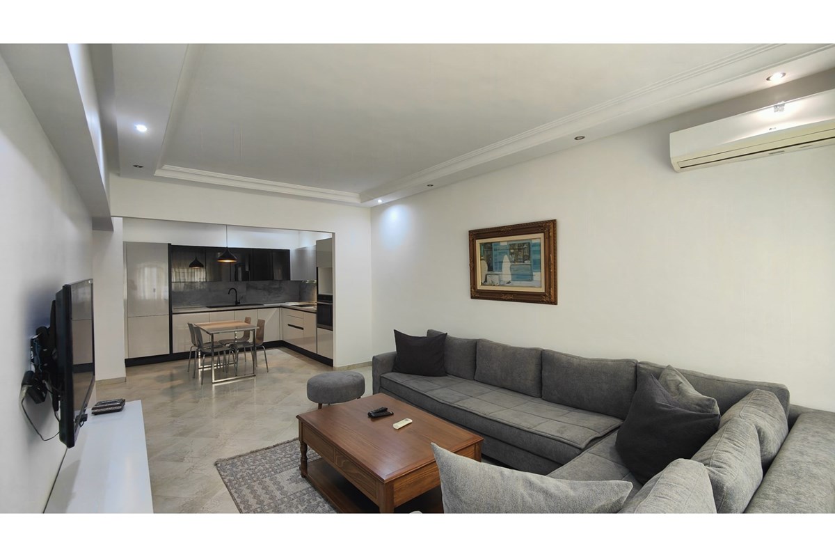 A vendre - Immeuble R+2 de 900 m² couverts
