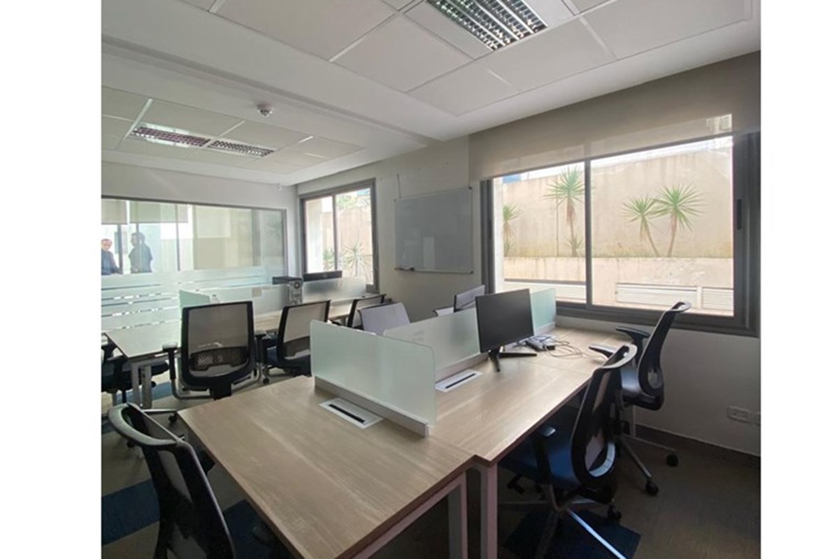 Bureau Luxueux aux Jardins du Lac 2, Tunis