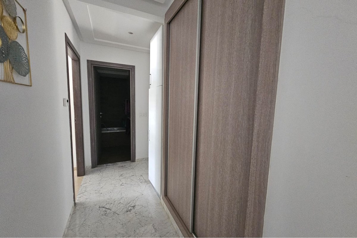 Appartement S+2 à Vendre : de Cité El Ghazala