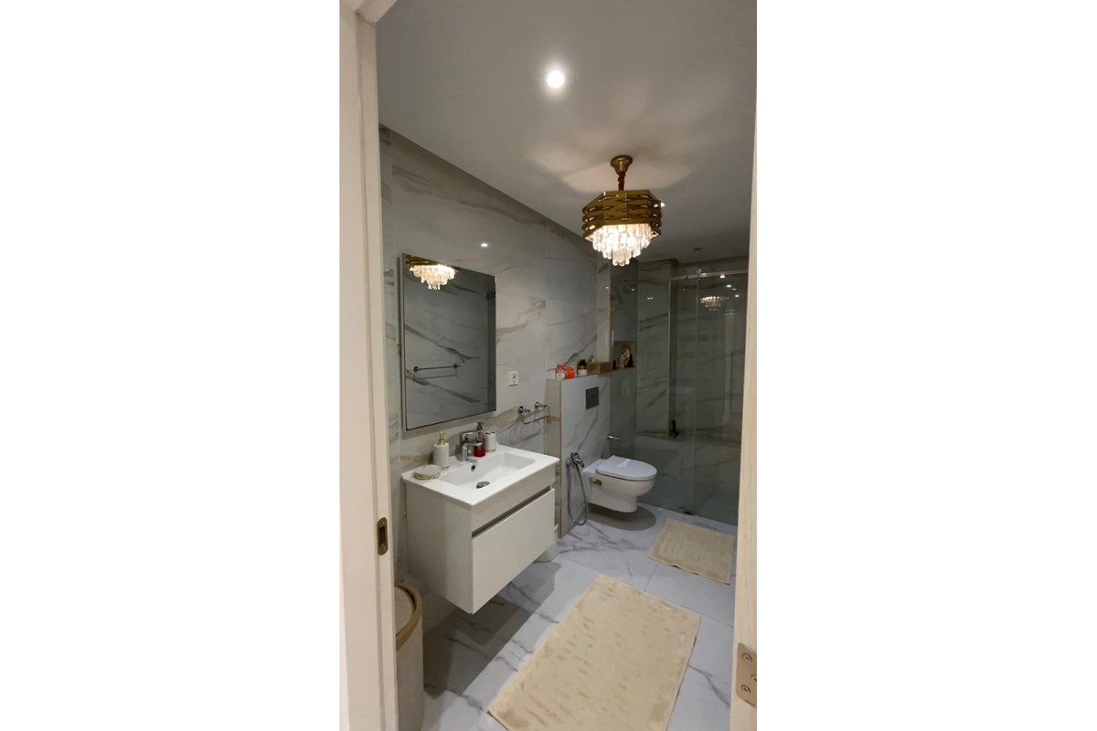 A Vendre Triplex S+4 à La Soukra