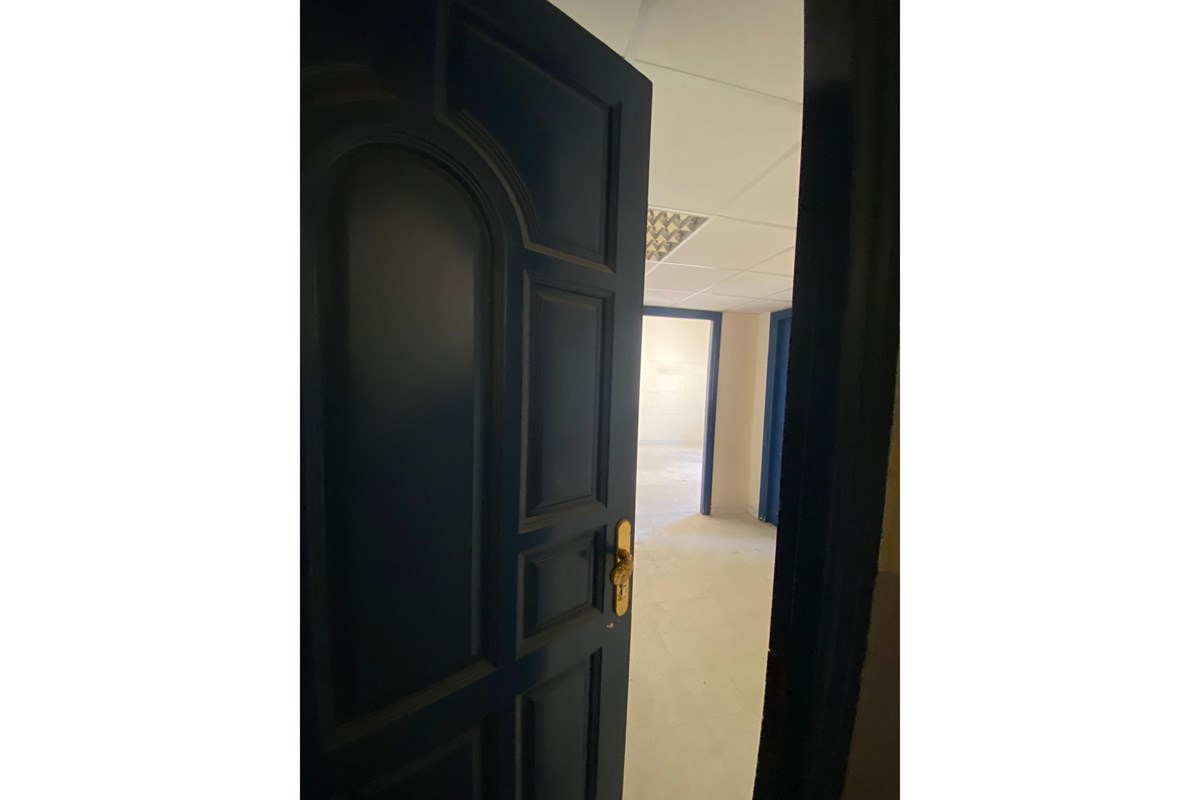 À louer – Bureau H+3 à Charguia 2